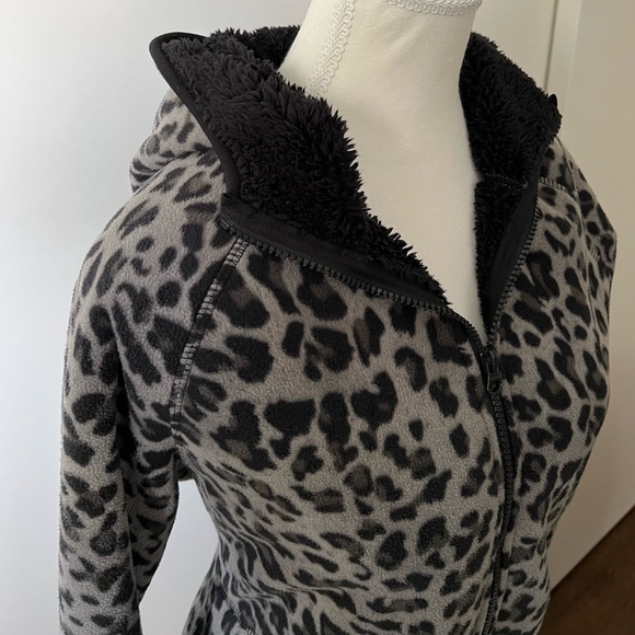 Covington Animal Print Fleece Coat Size L - Picture 2 of 5